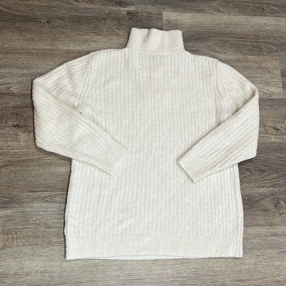 L L Bean Women’s White Cozy Cloud Sweater Quarter Zip Size Medium Lightweight - Picture 7 of 8
